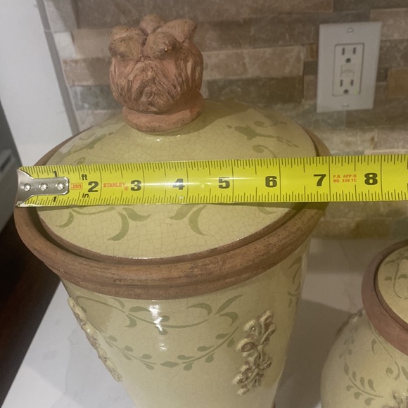 Clay pottery urns - Picture 9 of 10